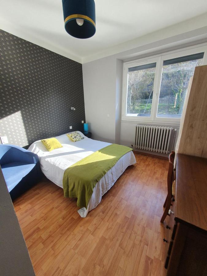Chambre Privee Du Majestic Saint-Affrique Buitenkant foto